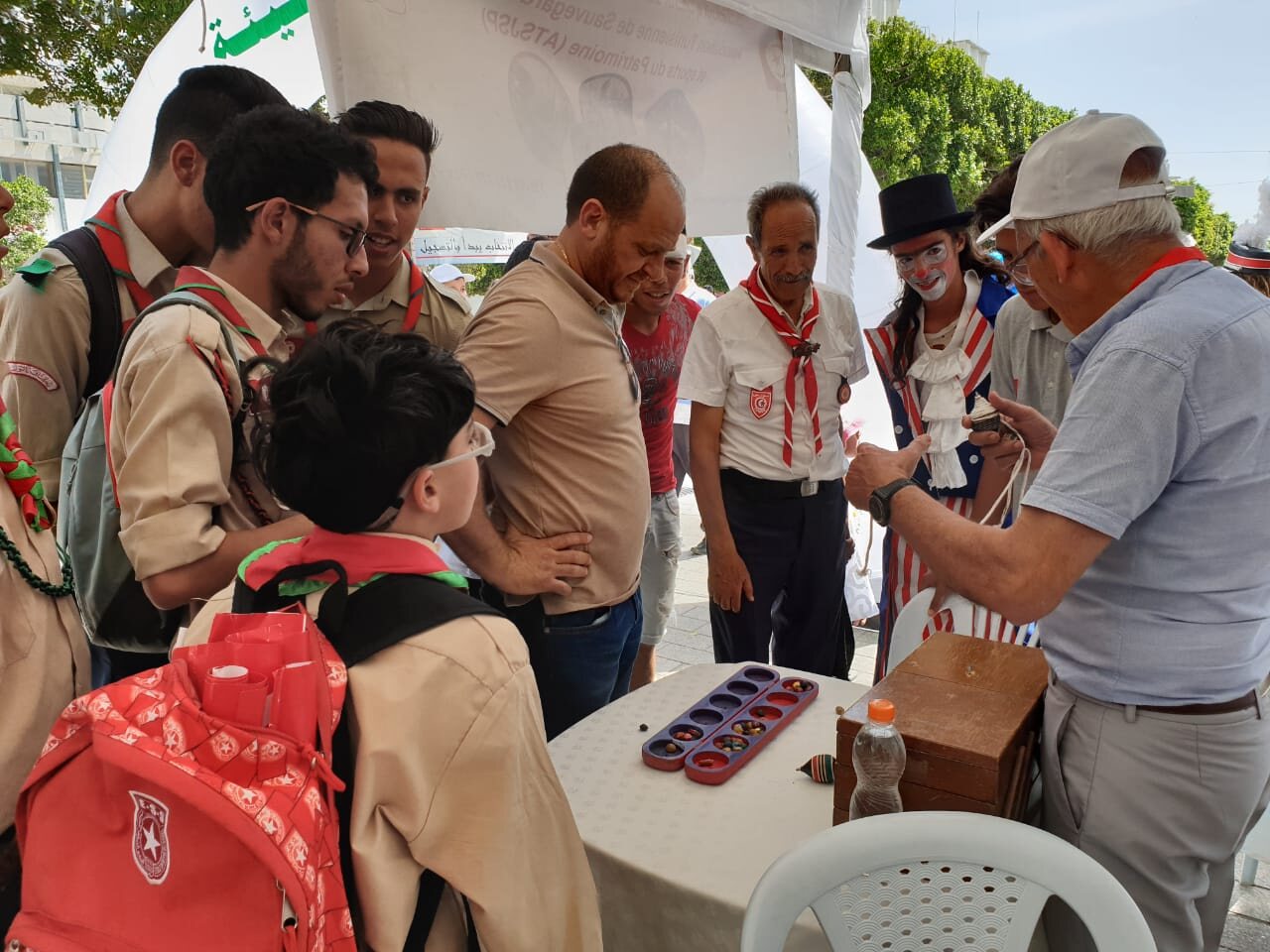 Présentation de jeux traditionnels en Tunisie